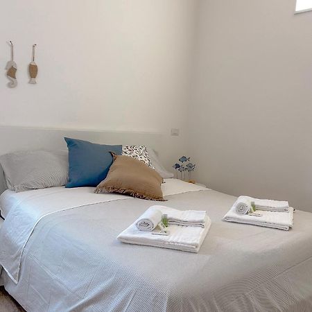 La Marina - Rooms In Stintino Zewnętrze zdjęcie