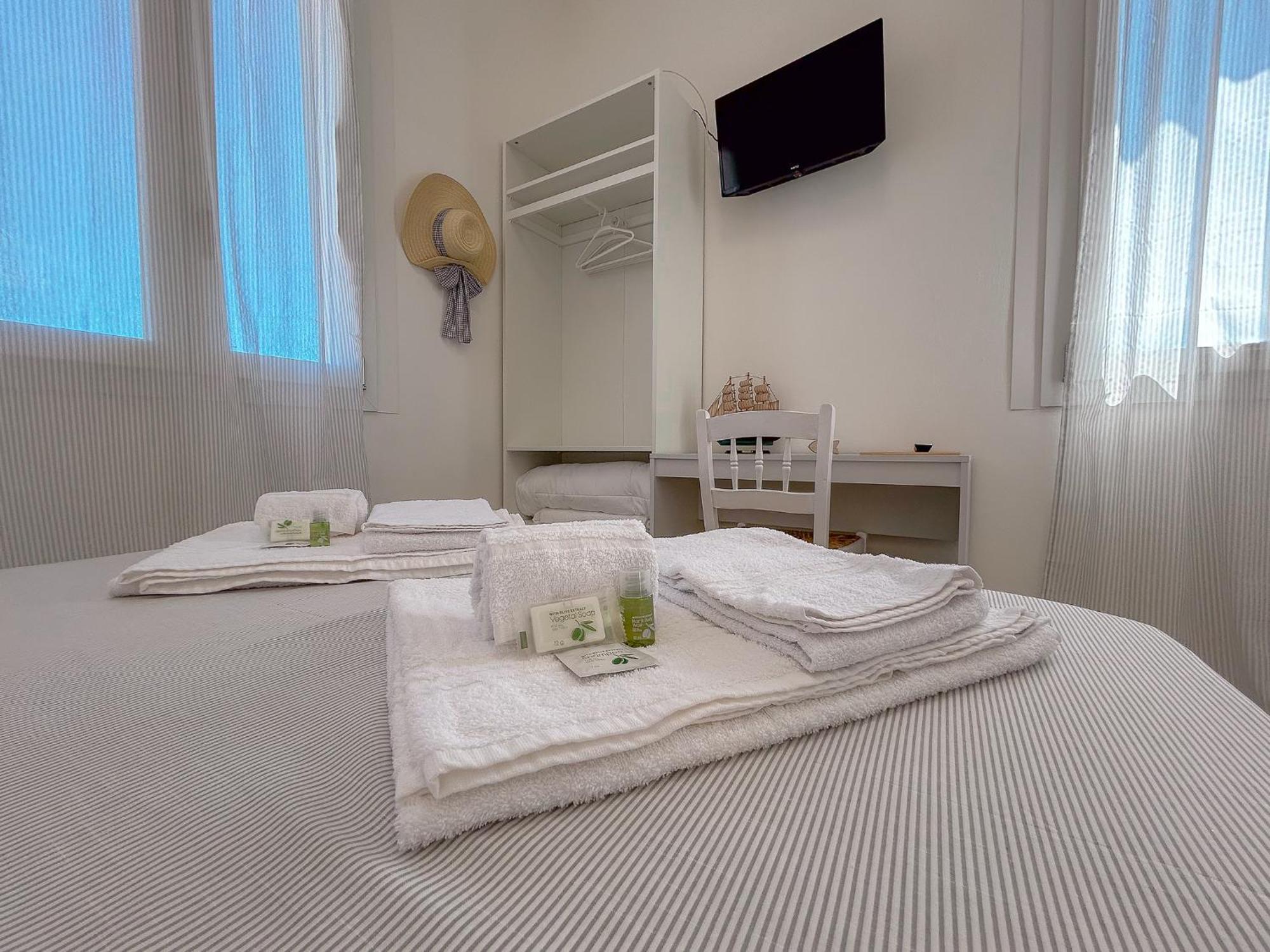La Marina - Rooms In Stintino Zewnętrze zdjęcie