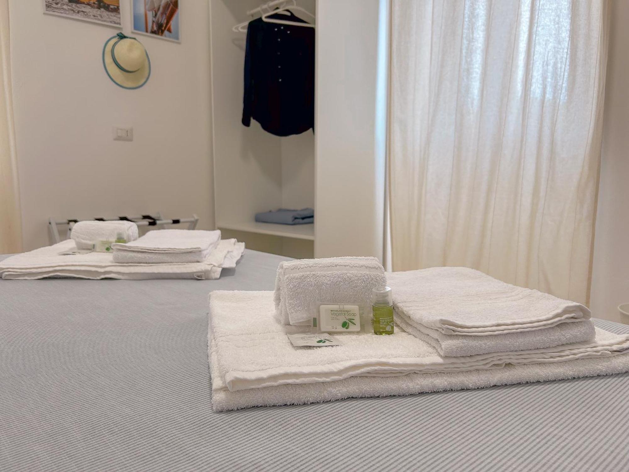 La Marina - Rooms In Stintino Zewnętrze zdjęcie