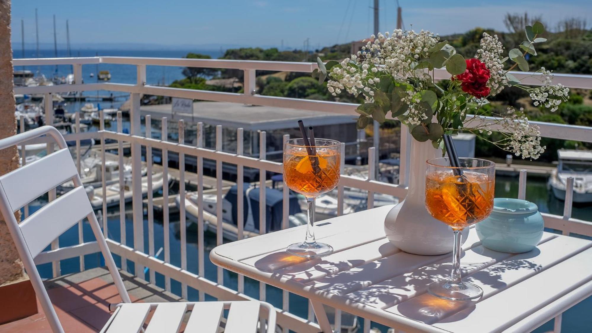 La Marina - Rooms In Stintino Zewnętrze zdjęcie