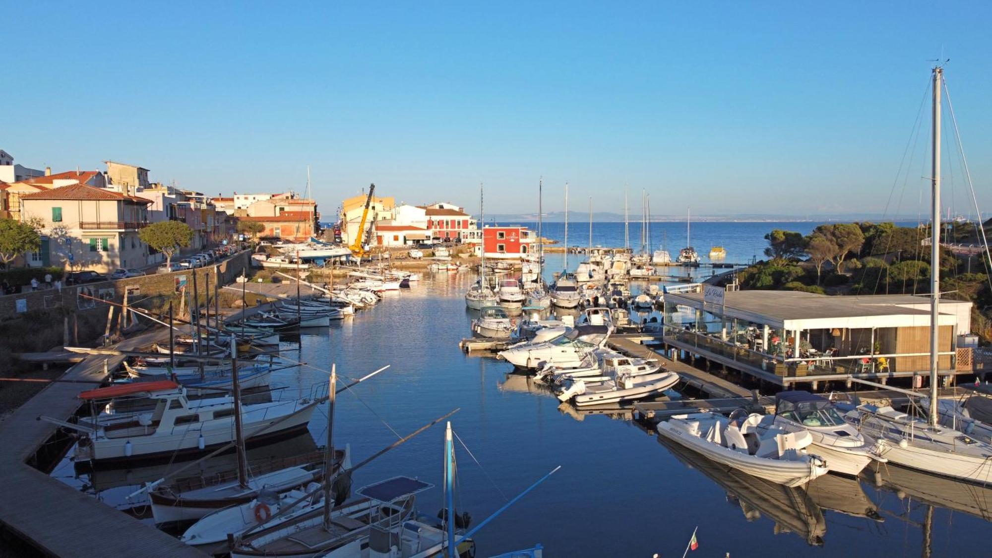 La Marina - Rooms In Stintino Zewnętrze zdjęcie